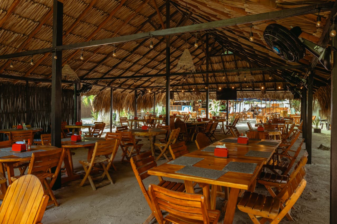 BORA BORA BEACH CLUB – ÁREA CLUB - imagen 3